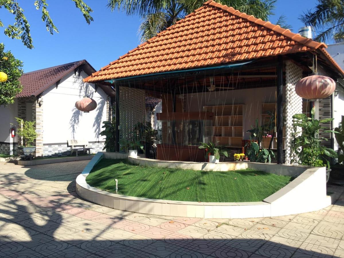 Nha Nghi Tran Duc Aparthotel Phú Mỹ Екстериор снимка