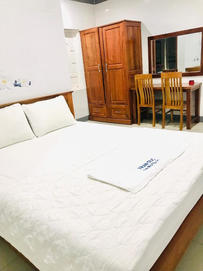Nha Nghi Tran Duc Aparthotel Phú Mỹ Екстериор снимка