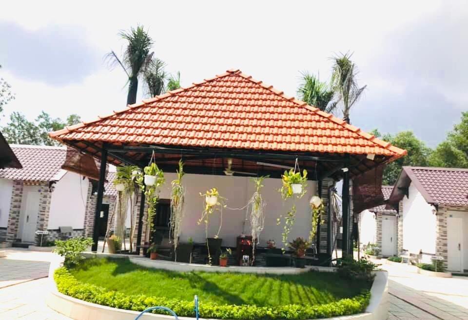 Nha Nghi Tran Duc Aparthotel Phú Mỹ Екстериор снимка